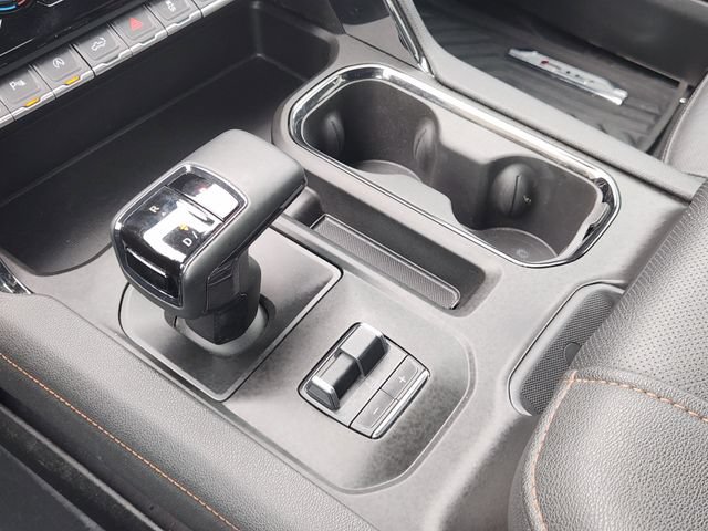 Used 2024 GMC Sierra 1500 AT4 w/ Technology Package AWD/4WD image 18