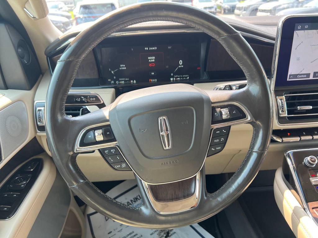 Used 2020 Lincoln Navigator L Reserve w/ Luxury Package AWD/4WD image 17