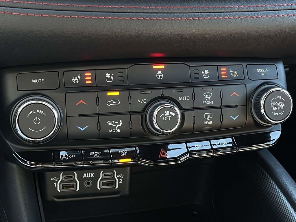 Used 2024 Dodge Durango GT image 20