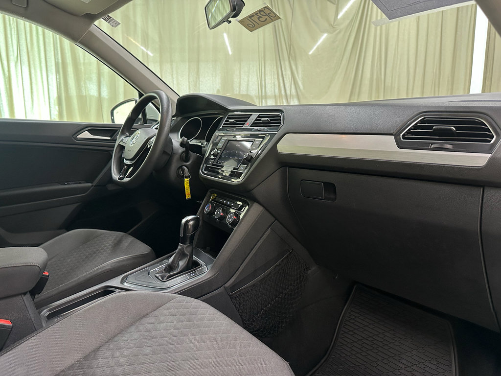 Used 2019 Volkswagen Tiguan S w/ Driver Assistance Package FWD image 27