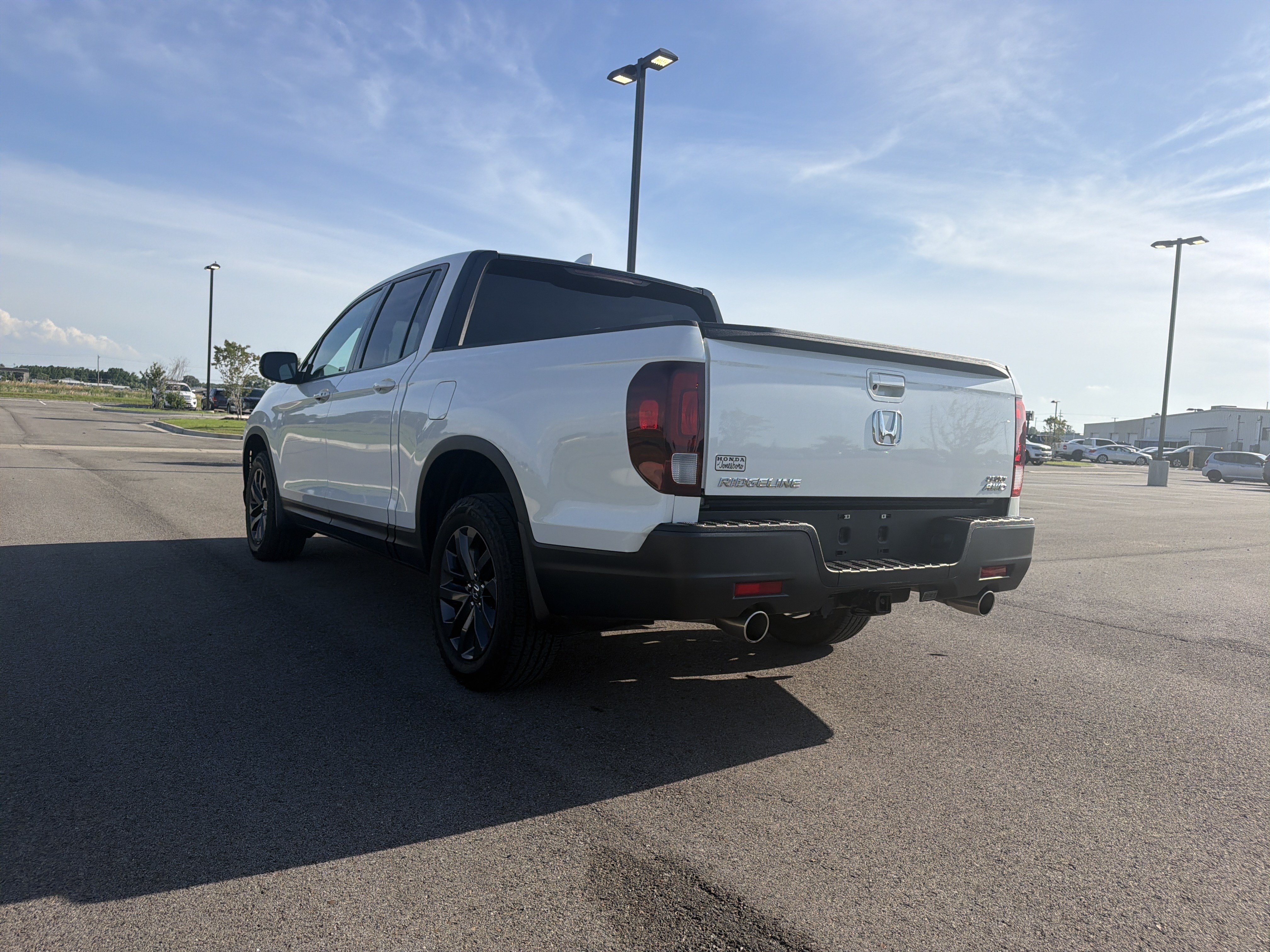 Certified 2023 Honda Ridgeline Sport image 3