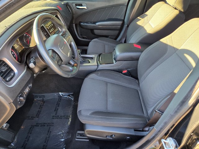 Used 2022 Dodge Charger SXT w/ Blacktop Package RWD image 14