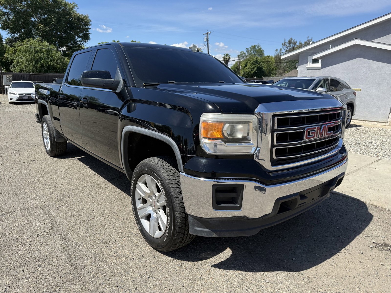 Used 2015 GMC Sierra 1500 SLE RWD image 3