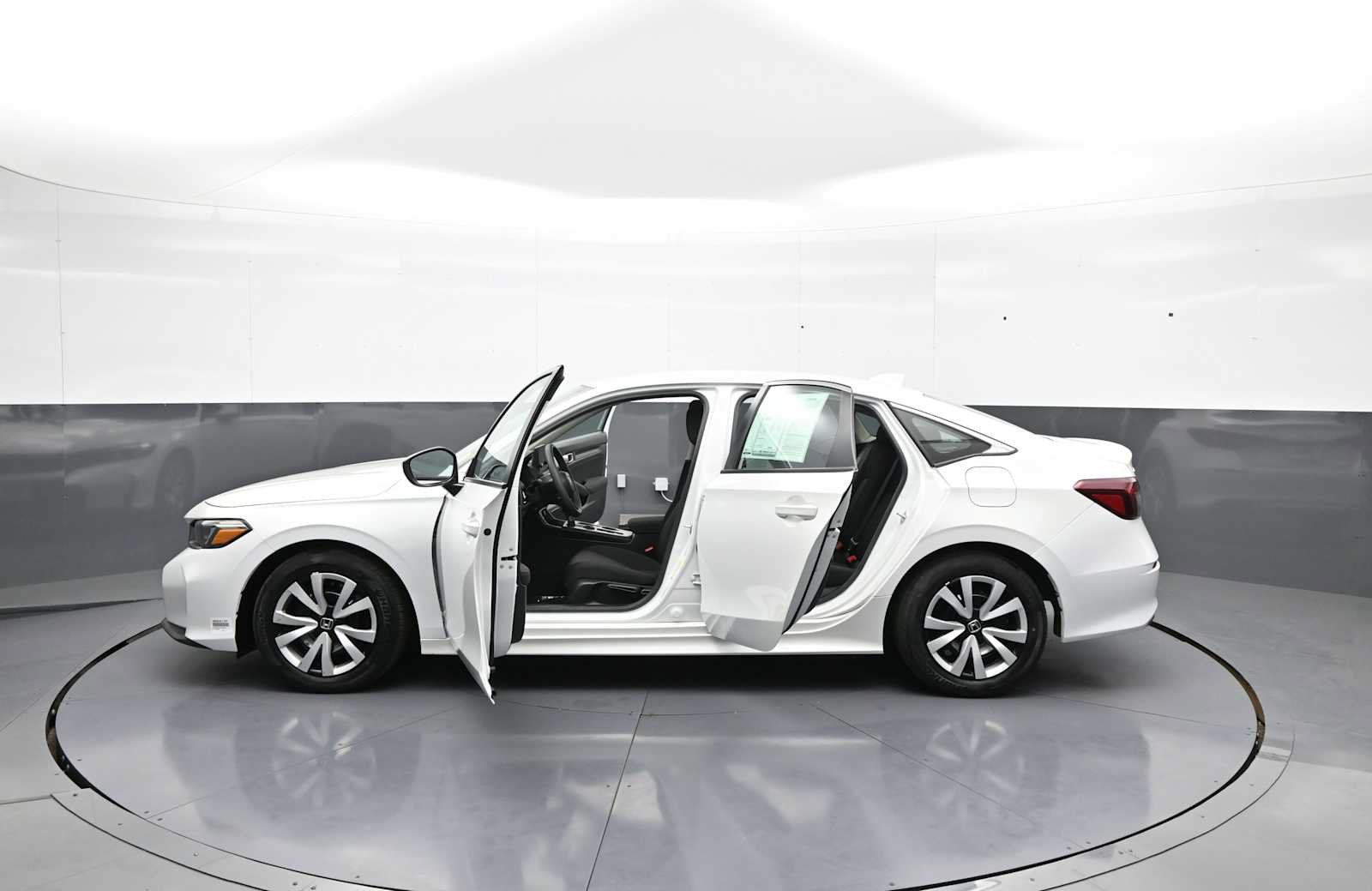 Used 2025 Honda Civic LX image 41