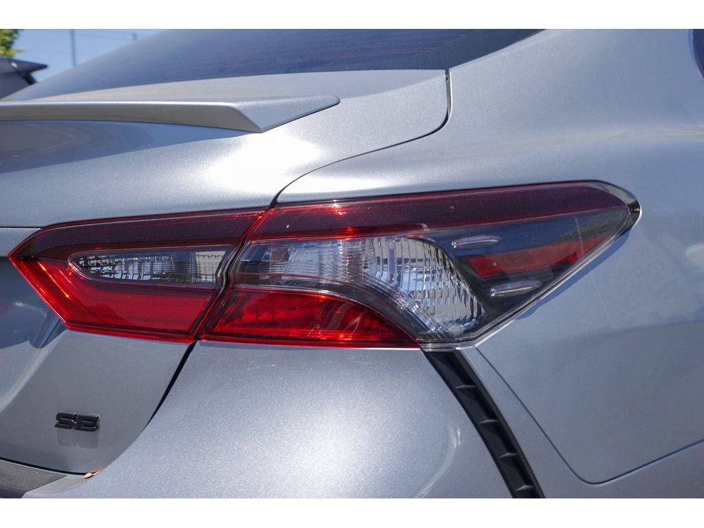 Used 2024 Toyota Camry SE FWD image 5