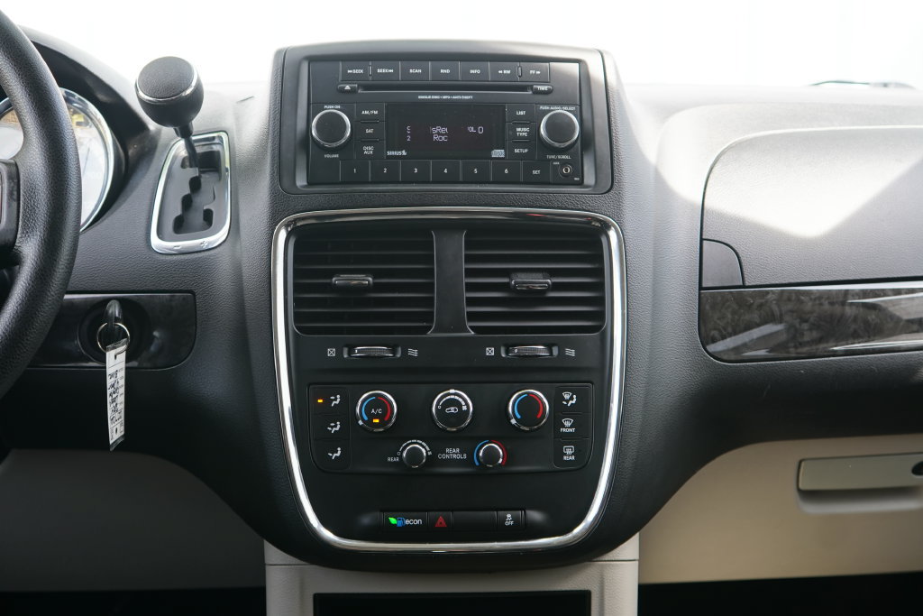 Used 2014 Dodge Grand Caravan SE w/ Quick Order Package 29E SE FWD image 20