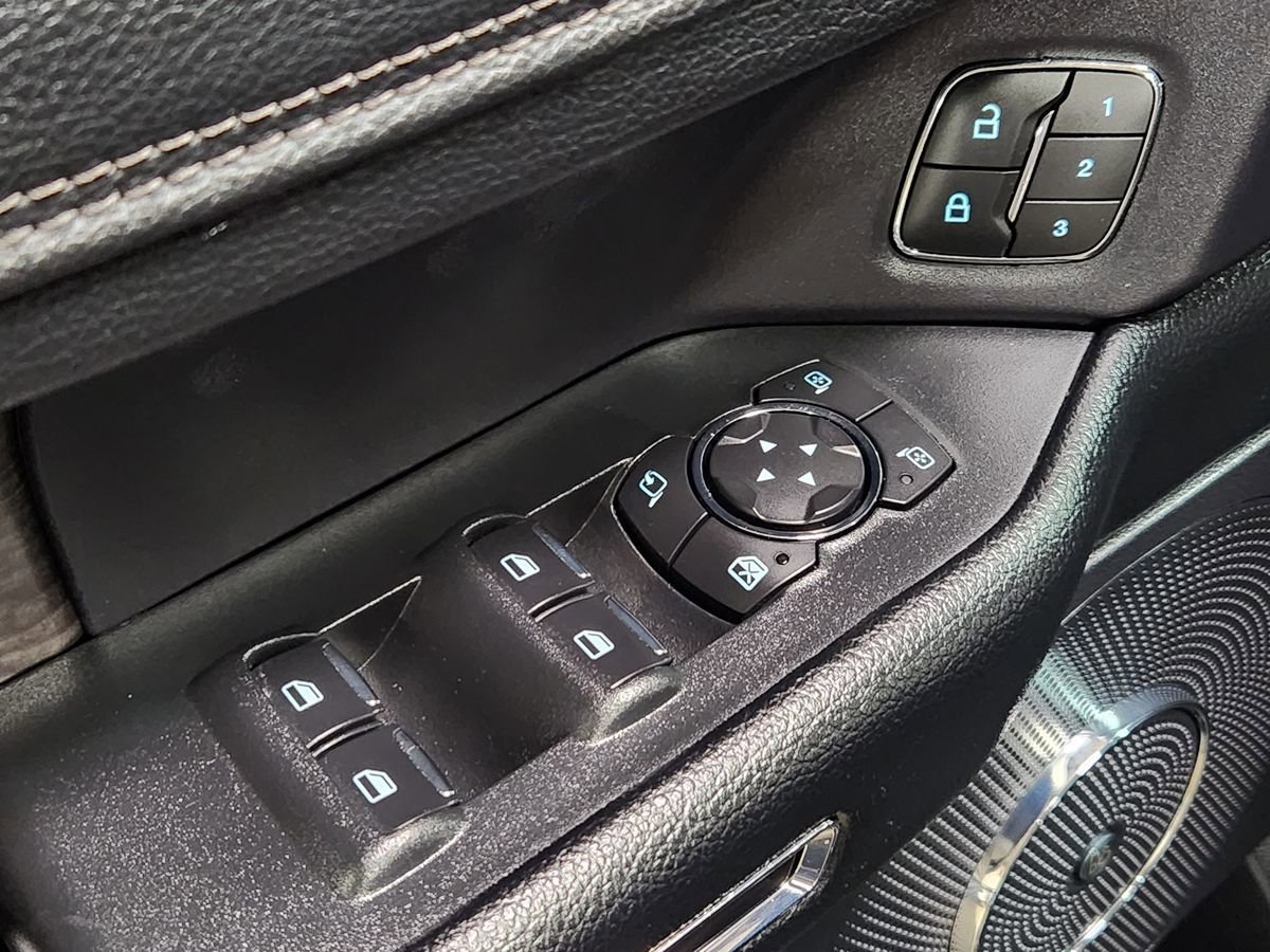 Used 2021 Ford Expedition Limited AWD/4WD image 45