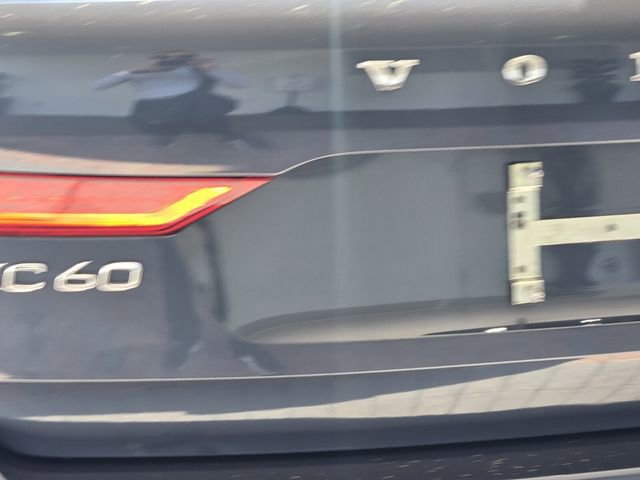 Certified 2024 Volvo XC60 B5 Plus image 10