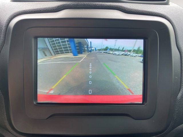 Used 2020 Jeep Renegade Latitude image 23