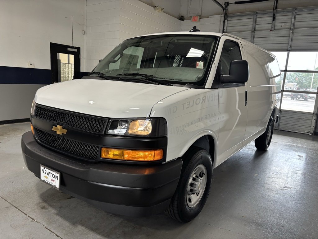 New 2025 Chevrolet Express 2500 w/ Driver Convenience Package image 34