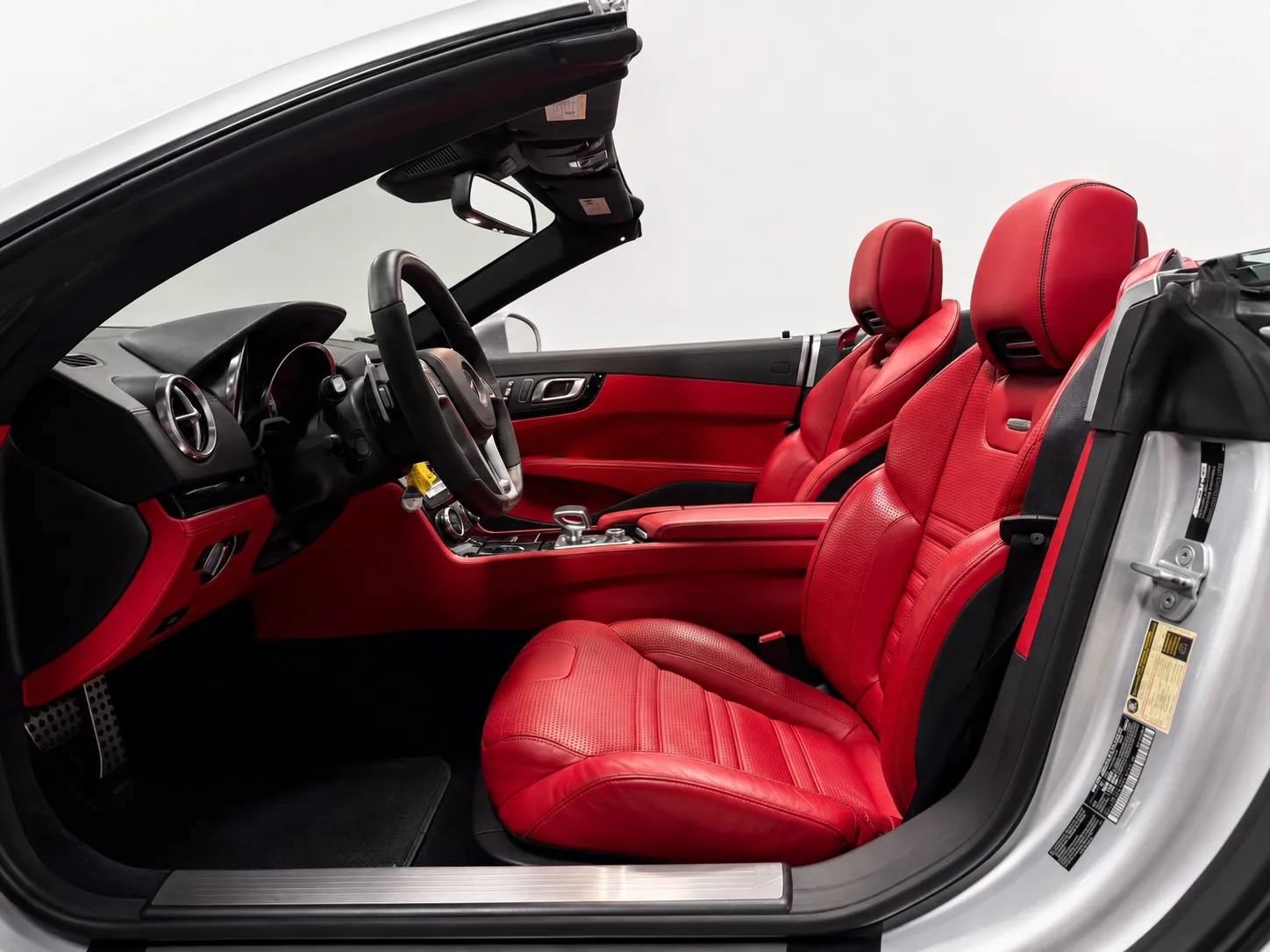 Used 2013 Mercedes-Benz SL 63 AMG w/ AMG Performance Pkg image 12
