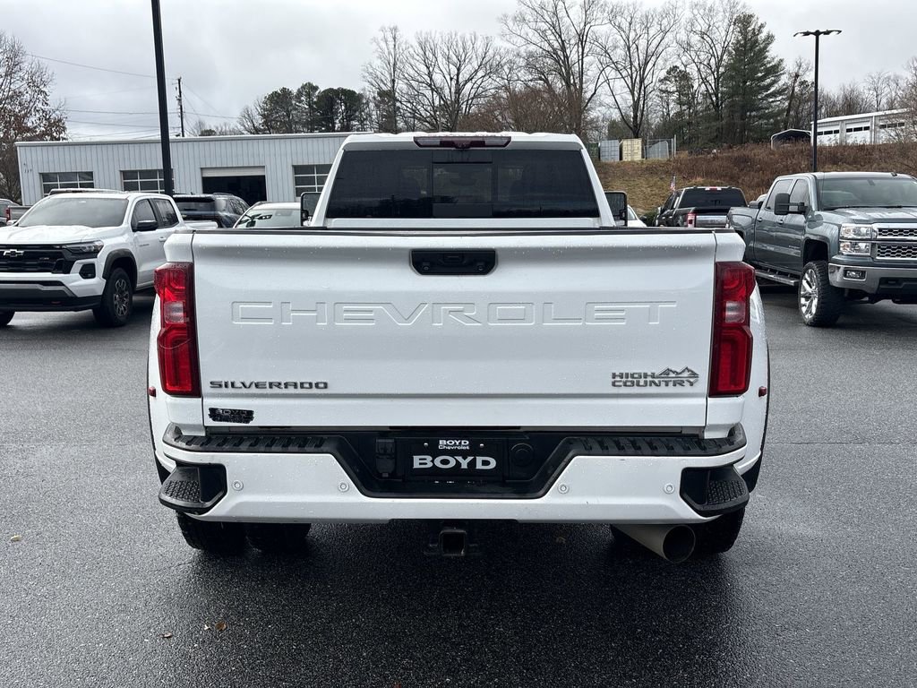 Certified 2021 Chevrolet Silverado 3500 High Country w/ Technology Package image 9