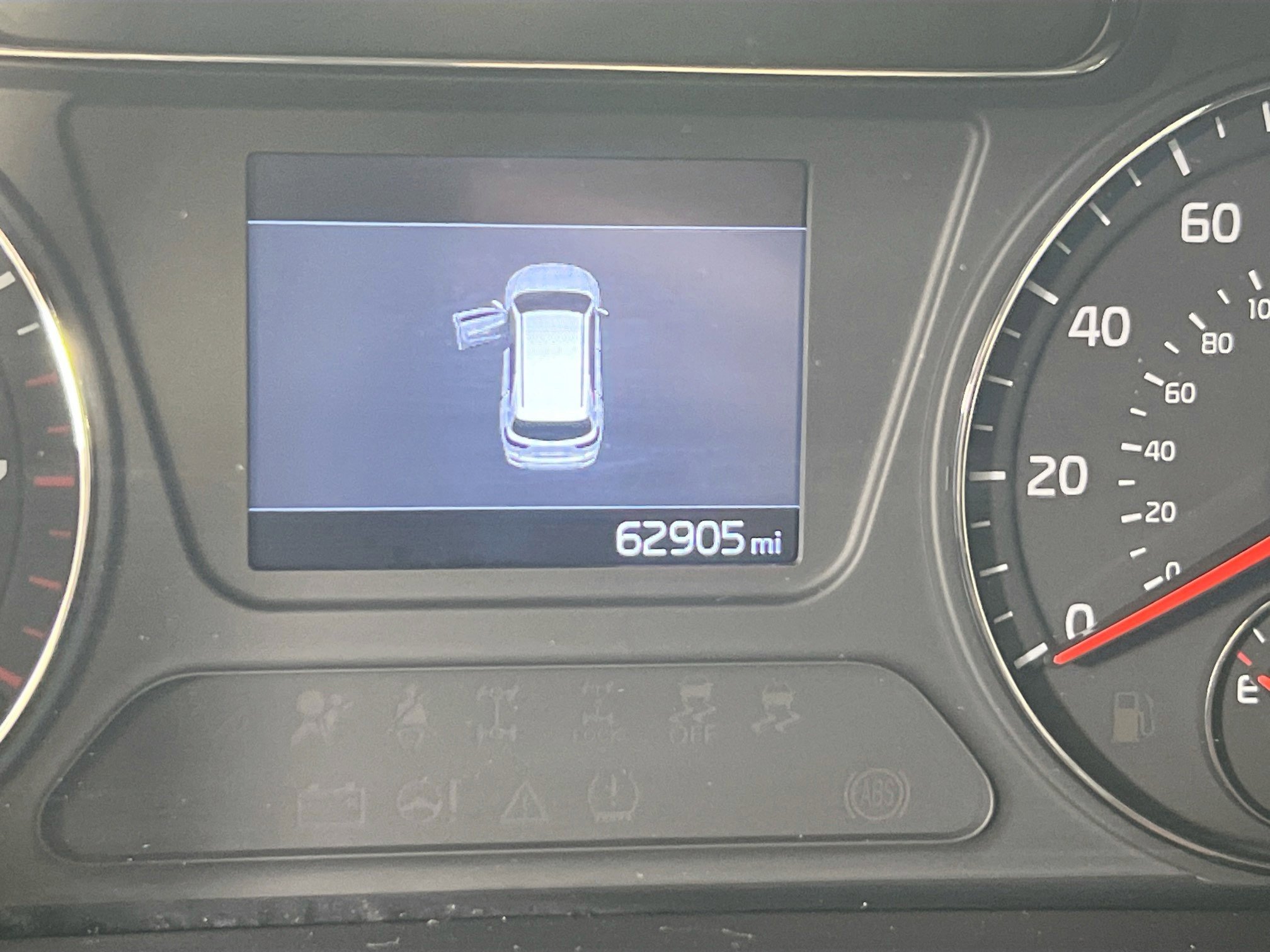 Used 2019 Kia Sorento LX image 12