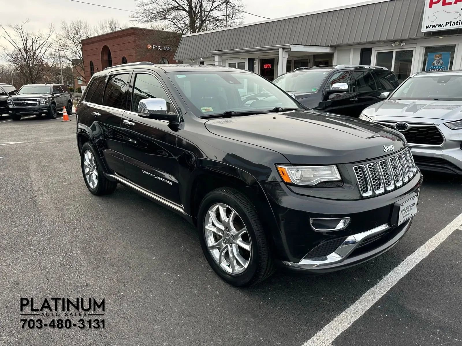 Used 2014 Jeep Grand Cherokee Summit image 4