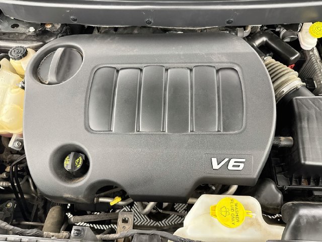 Used 2019 Dodge Journey SE w/ Blacktop Package FWD image 39