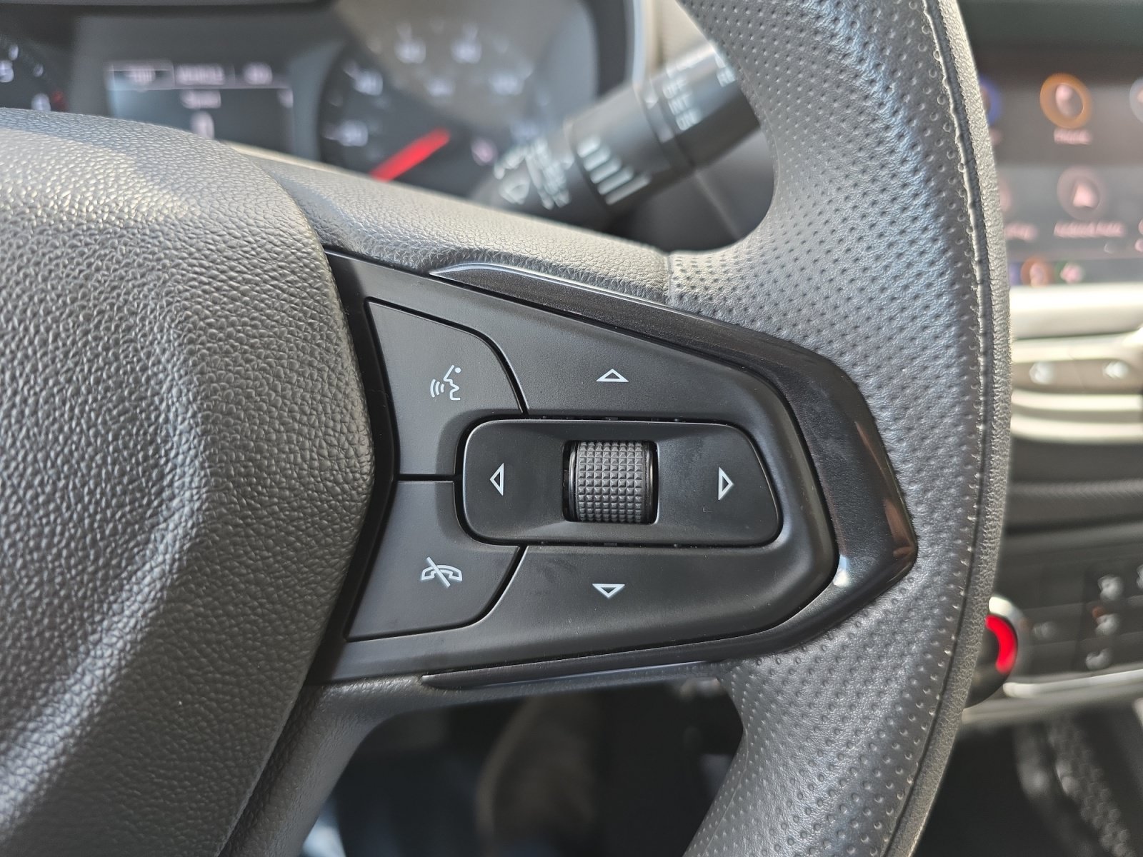 Used 2021 Chevrolet TrailBlazer LS FWD image 20
