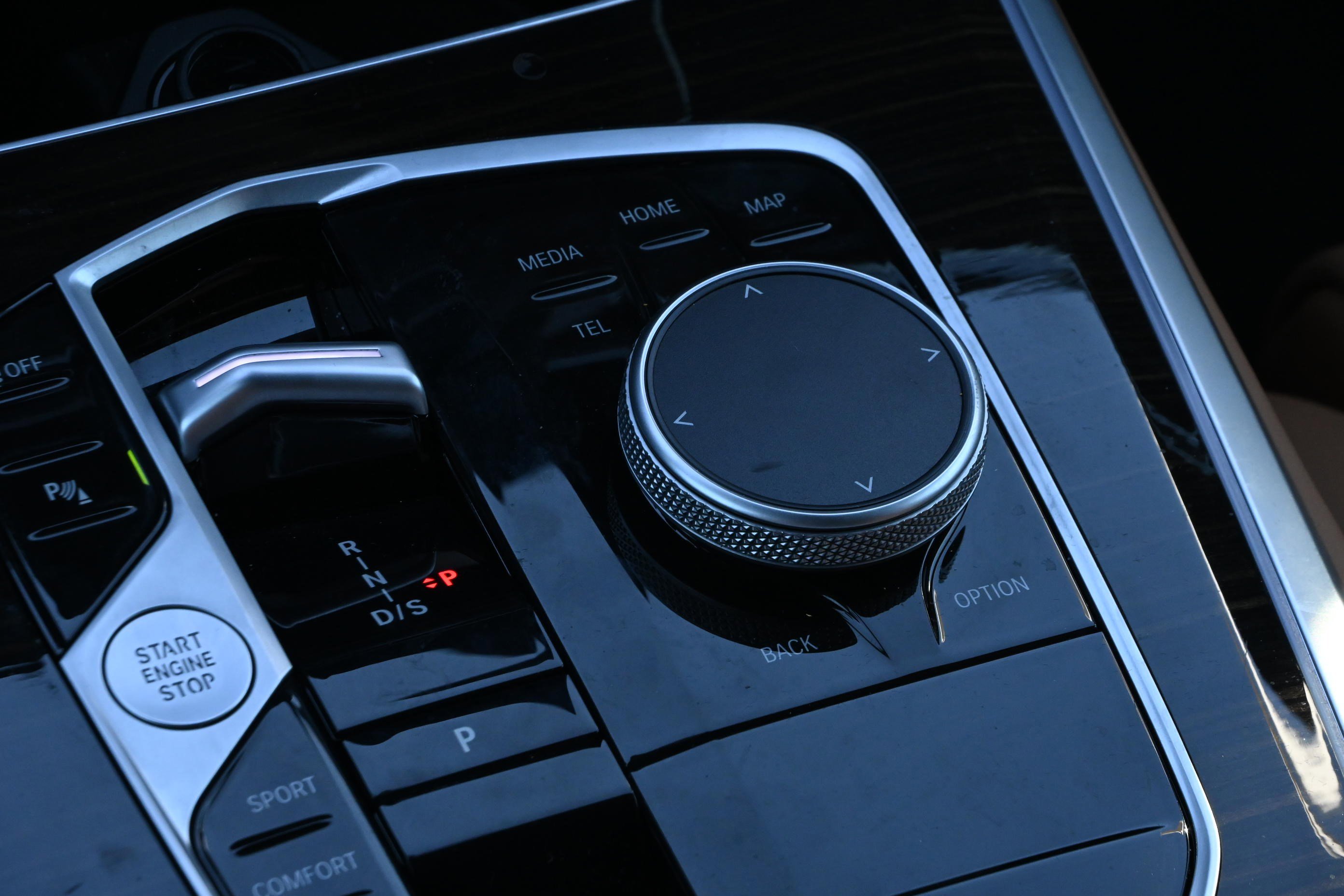 Certified 2025 BMW X5 xDrive40i w/ Premium Package image 21