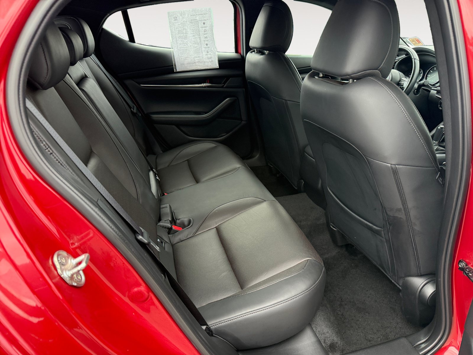 Certified 2024 MAZDA MAZDA3 Hatchback w/Premium Plus Pkg AWD/4WD image 18