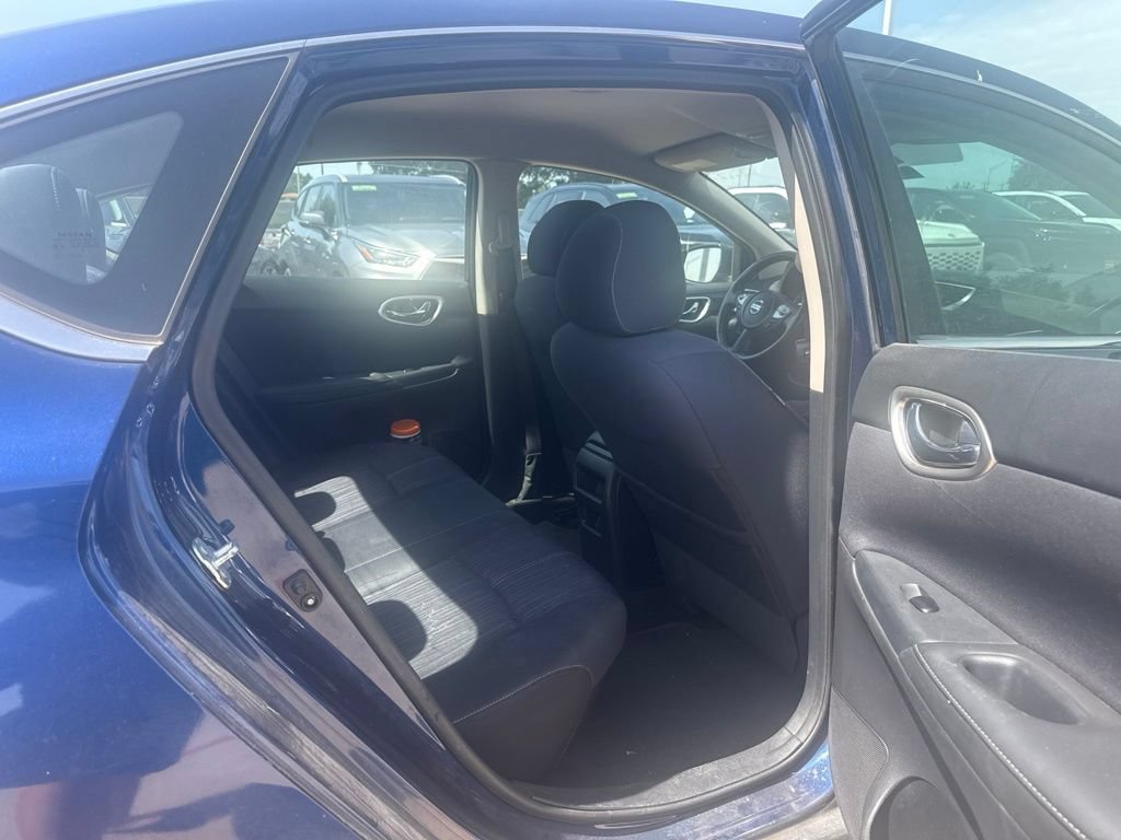Used 2016 Nissan Sentra SV FWD image 10