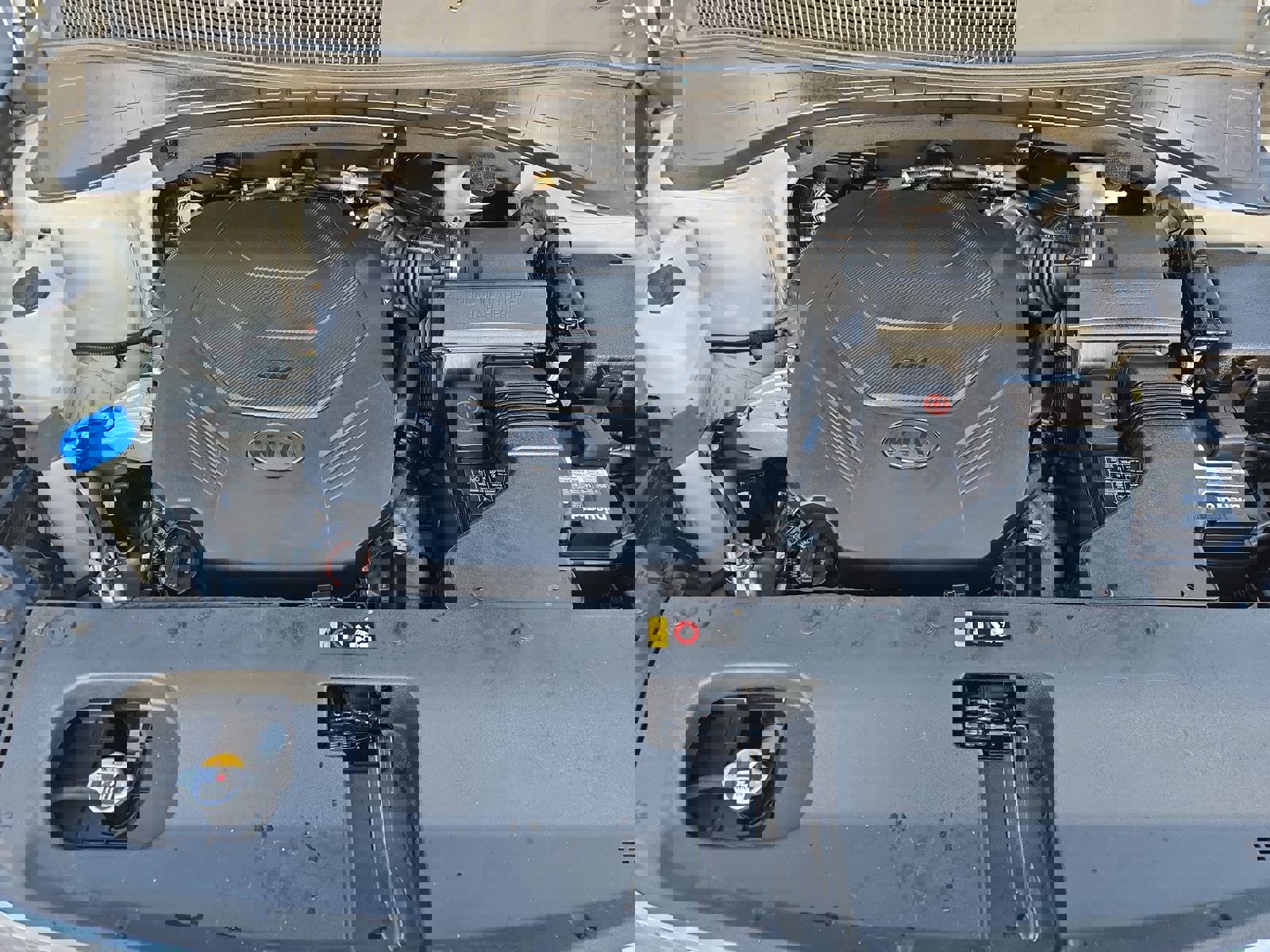 Used 2020 Kia Sorento LX FWD image 33