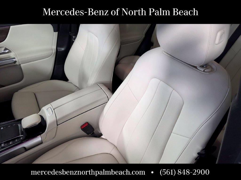 Certified 2023 Mercedes-Benz EQB 300 4MATIC image 11