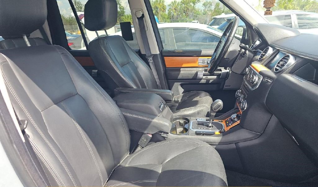 Used 2011 Land Rover LR4 HSE AWD/4WD image 7