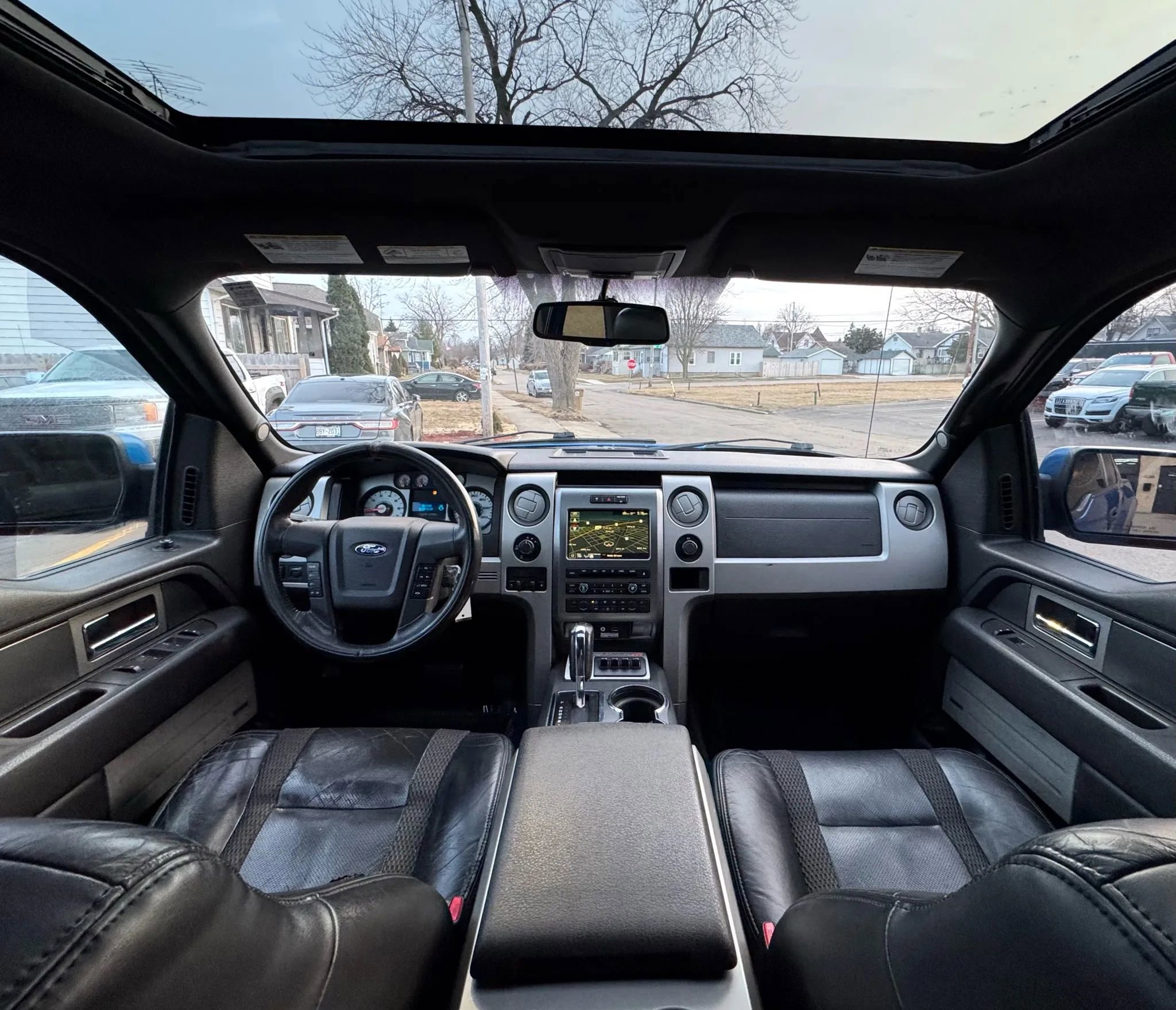 Used 2010 Ford F150 Raptor AWD/4WD image 2