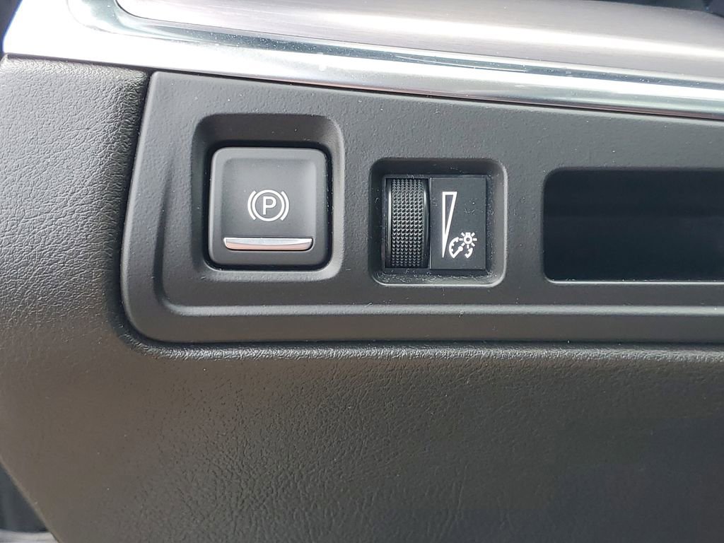 Certified 2019 Cadillac XT5 Luxury AWD/4WD image 26