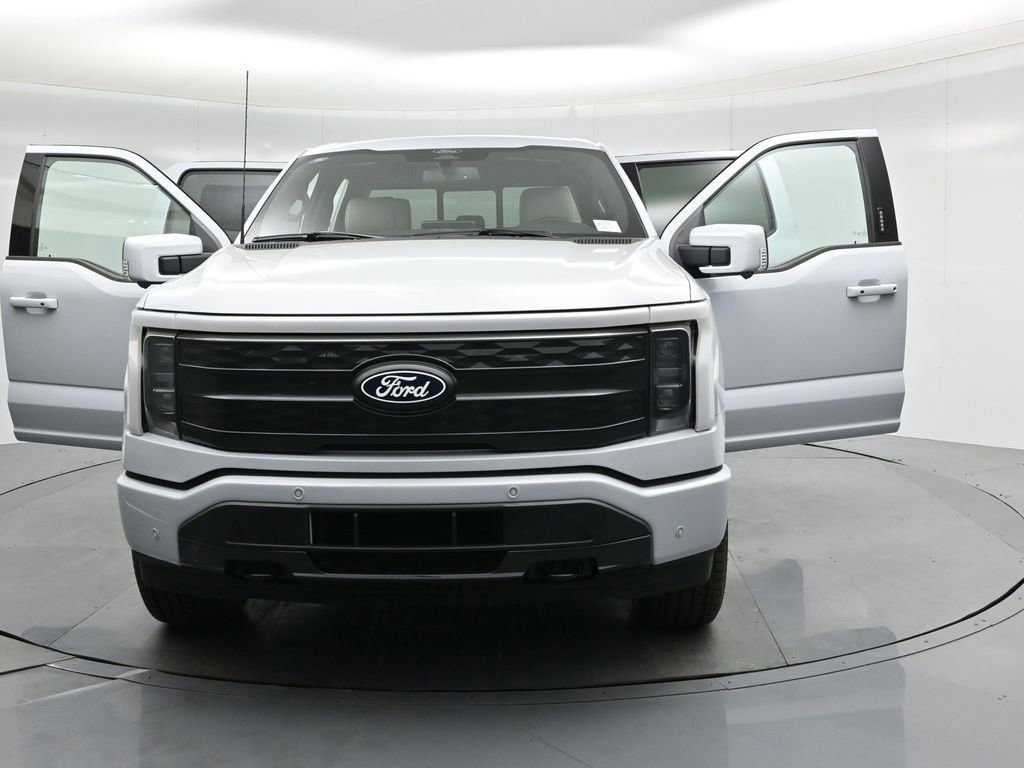 New 2025 Ford F150 Lightning Platinum w/ Dark Elements Package image 34