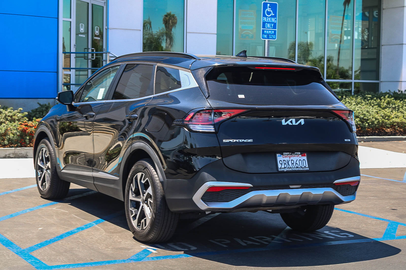 Used 2023 Kia Sportage EX w/ EX Premium Package AWD/4WD image 9