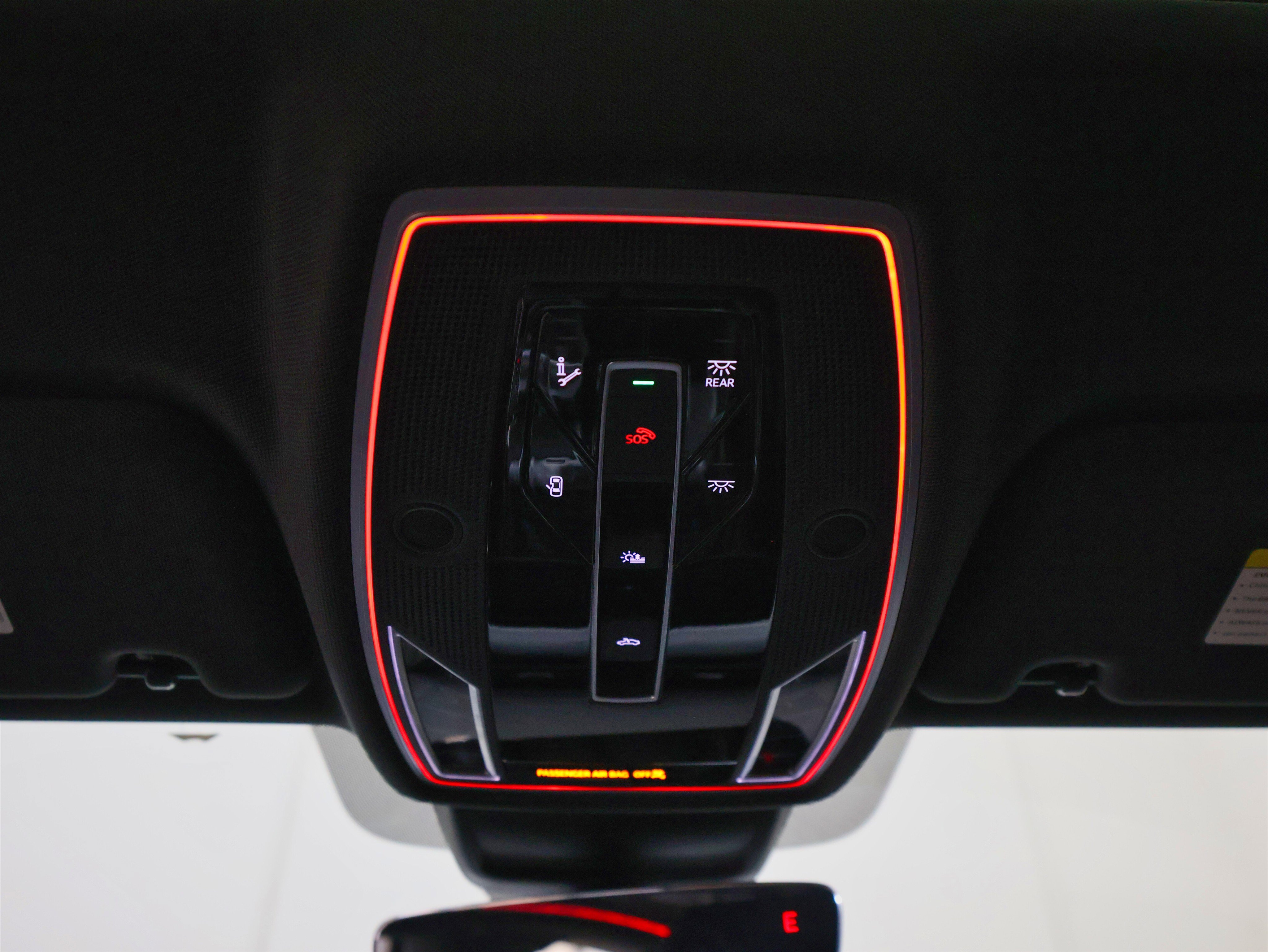 Used 2020 Audi A8 L 4.0T w/ Executive Package image 58