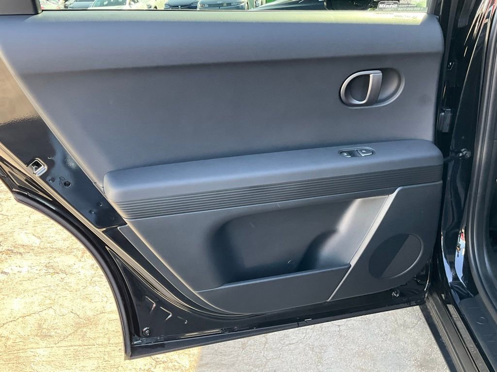 Used 2025 Hyundai Ioniq 5 SEL image 33