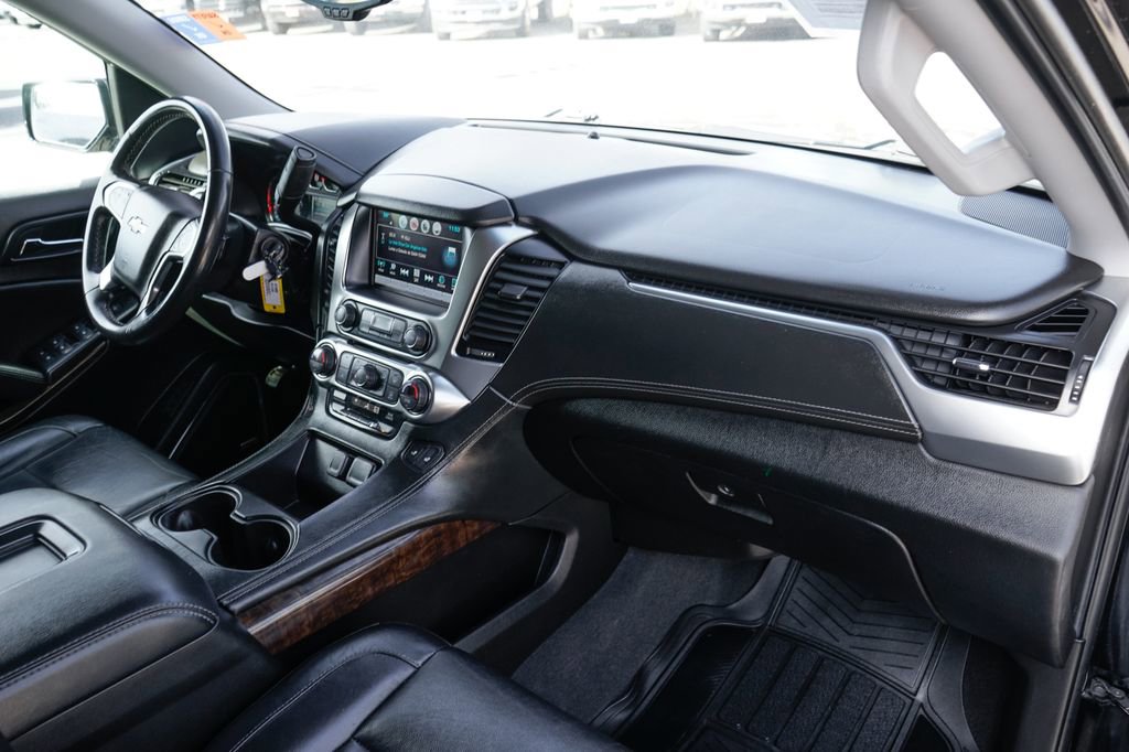 Used 2019 Chevrolet Tahoe LT w/ LT Midnight Edition RWD image 45