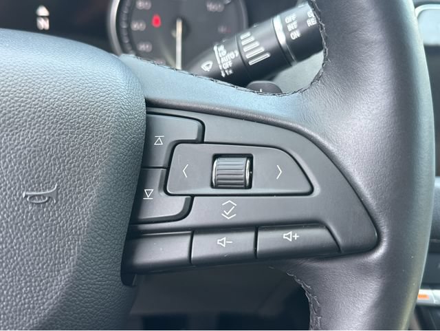 Used 2019 Cadillac XT4 Premium Luxury FWD image 33