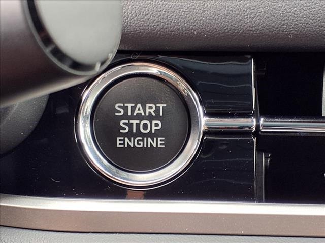 New 2025 Mitsubishi Outlander SEL image 21