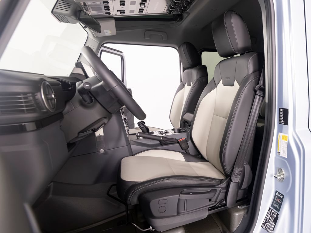 Used 2025 INEOS Grenadier AWD/4WD image 33