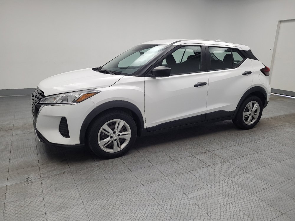 Used 2023 Nissan Kicks S FWD image 2
