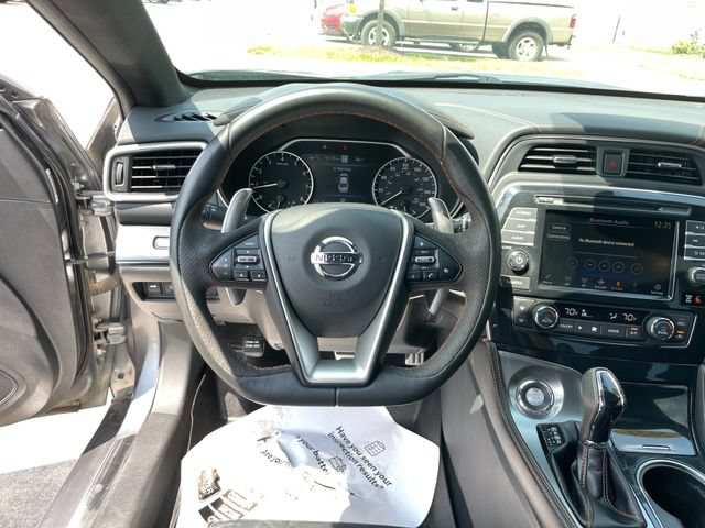 Used 2021 Nissan Maxima SR w/ Sport Mat Group FWD image 14
