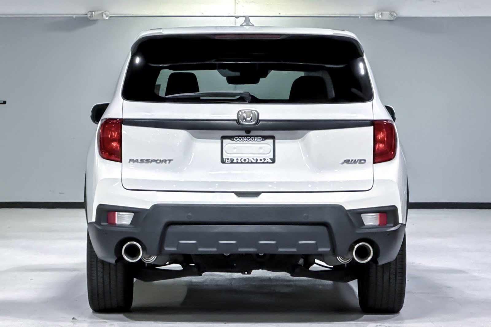 Used 2023 Honda Passport EX-L image 10