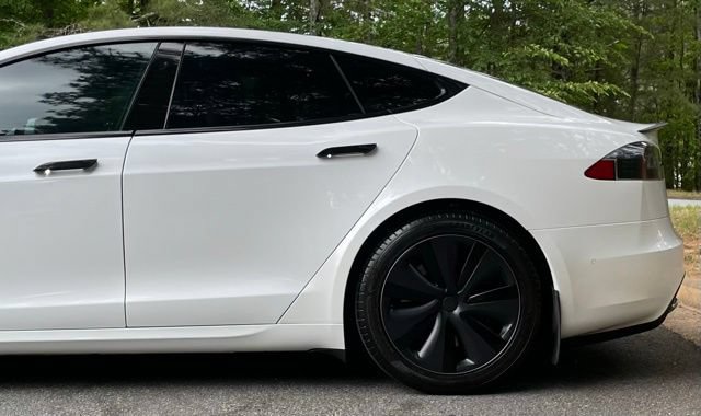 Used 2022 Tesla Model S AWD/4WD image 5