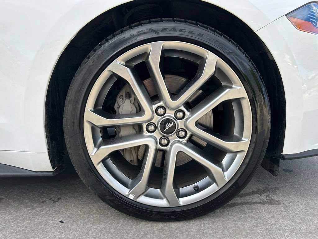 Used 2019 Ford Mustang GT Premium w/ Equipment Group 401A RWD image 31