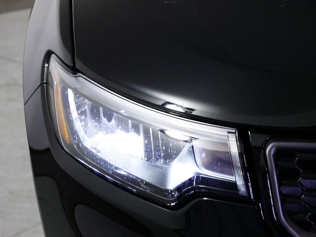 Used 2024 Jeep Compass Latitude w/ Convenience Group image 23