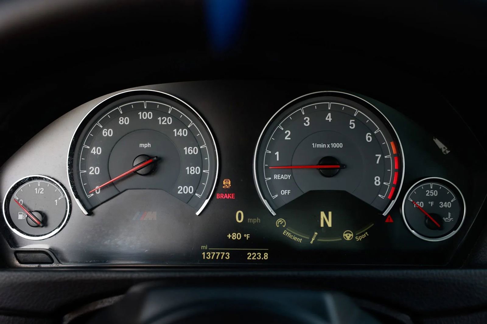 Used 2015 BMW M4 Convertible image 30