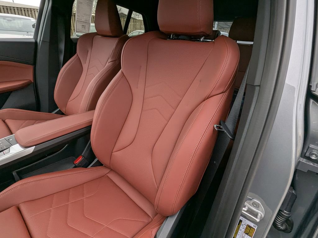 New 2026 BMW X2 xDrive28i image 12