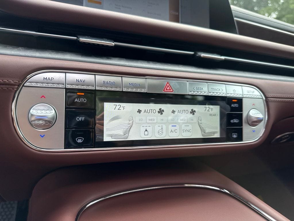 New 2026 Genesis G90 3.5T AWD/4WD image 22