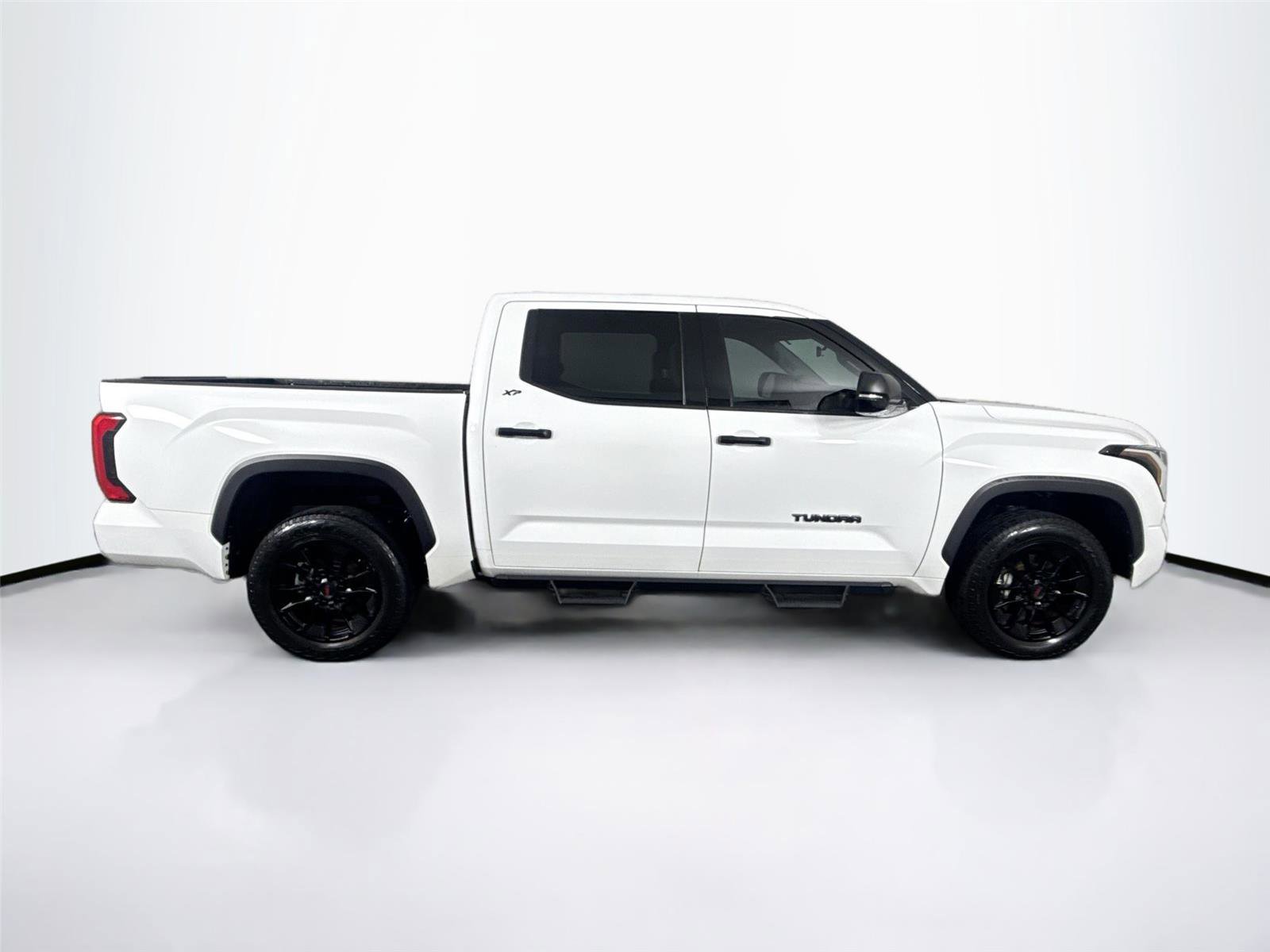 Used 2022 Toyota Tundra SR5 image 5