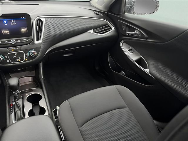 Used 2023 Chevrolet Malibu LS image 10