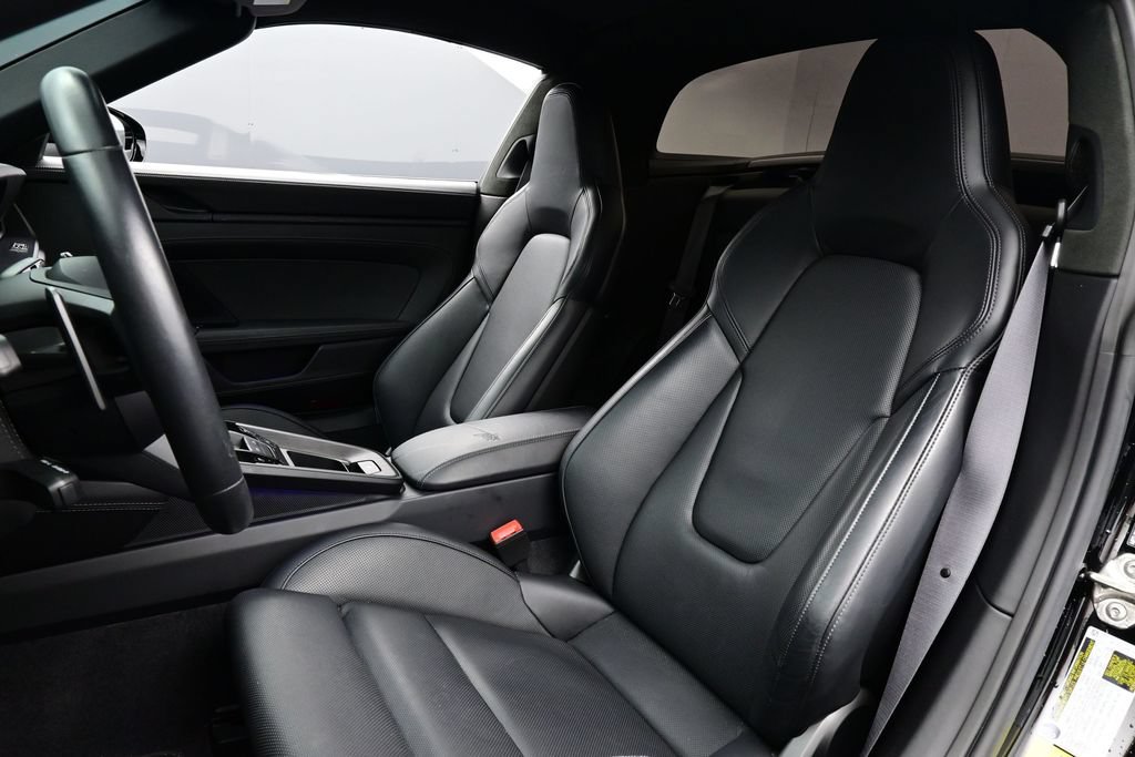 Certified 2024 Porsche 911 AWD/4WD image 5