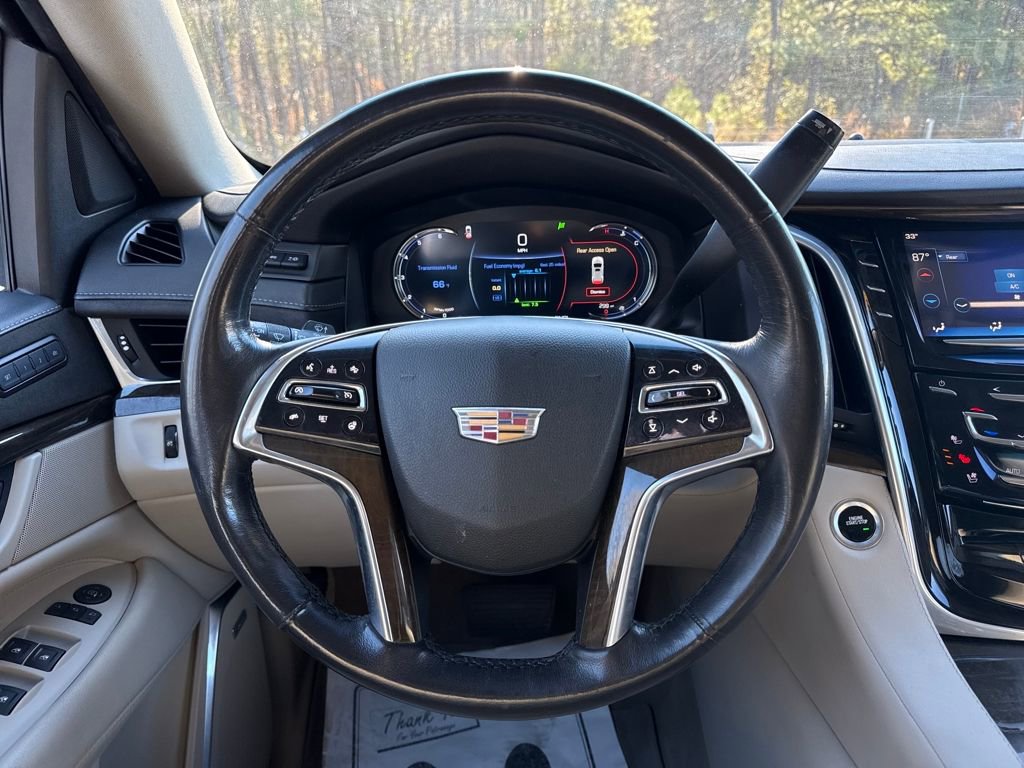 Used 2019 Cadillac Escalade Luxury image 18