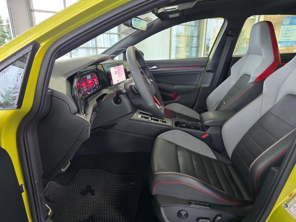 Used 2022 Volkswagen GTI Autobahn image 22